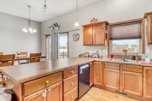 302 Chicago Ave, Breckenridge, MN 56520 - Photo 5