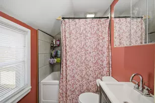 1901 E Oakland Ave, Austin, MN 55912 - Photo 11