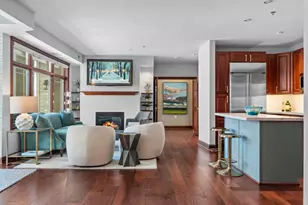 408 Parkers Lake Rd, Minnetonka, MN 55391 - Photo 19