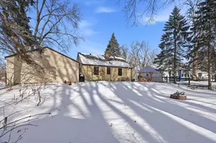 2200 Gardenette Dr S, White Bear Lake, MN 55110 - Photo 21
