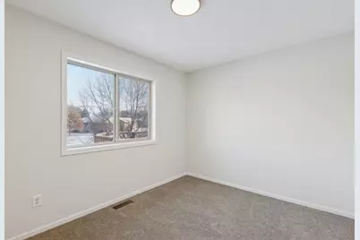 512 Frankfort Way, Waverly, MN 55390 - Photo 13