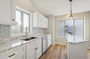 512 Frankfort Way, Waverly, MN 55390 - Photo 9