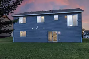 933 Cobblestone Ln, Belle Plaine, MN 56011 - Photo 33