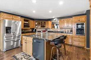 410 Sundown Dr, Avon, MN 56310 - Photo 11