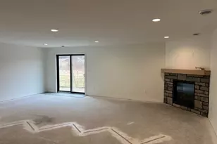 1693 Hadley Creek Dr NE, Rochester, MN 55906 - Photo 11