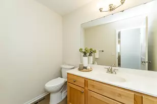 2657 Colleen St NE, Rochester, MN 55906 - Photo 15