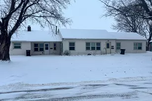 1215 Webster St, Fairmont, MN 56031 - Photo 1