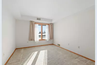 250 Freemont Avenue SE #120, Hutchinson, MN 55350 - Photo 15