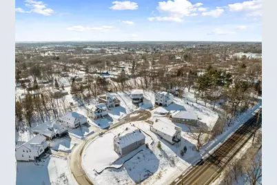 7465 Glengarry Place, Eden Prairie, MN 55344 - Photo 3