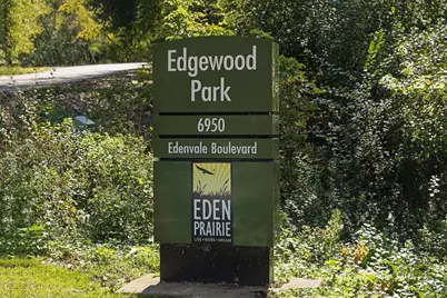 7465 Glengarry Place, Eden Prairie, MN 55344 - Photo 57