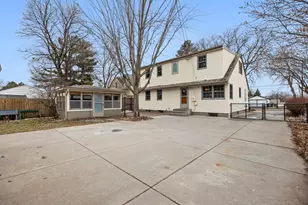 758 McKnight Rd N, Maplewood, MN 55119 - Photo 45