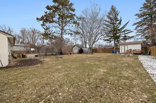 758 McKnight Rd N, Maplewood, MN 55119 - Photo 53