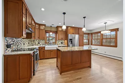 758 McKnight Road N, Maplewood, MN 55119 - Photo 11