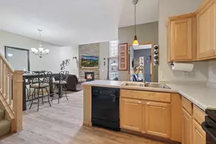 18255 Kerrville Trail, Lakeville, MN 55044 - Photo 3