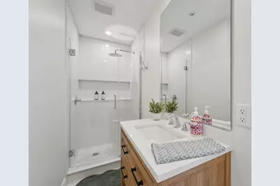 109 Pine Street E, Stillwater, MN 55082 - Photo 15