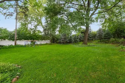 1075 Sherren Street W, Roseville, MN 55113 - Photo 43