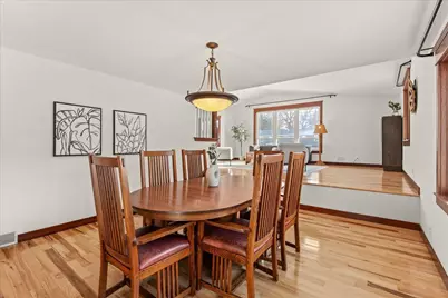 1075 Sherren Street W, Roseville, MN 55113 - Photo 11