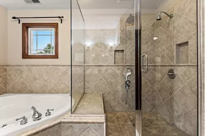 1075 Sherren Street W, Roseville, MN 55113 - Photo 29