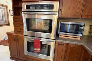 407 Eichelberger Ave, Montevideo, MN 56265 - Photo 9