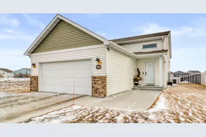 7316 30th Street S, Fargo, ND 58104 - Photo 1