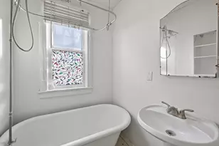 819 W 28th St, Minneapolis, MN 55408 - Photo 17