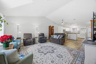 328 30th St N, Moorhead, MN 56560 - Photo 5