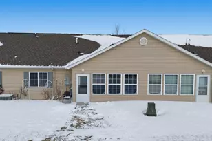 328 30th St N, Moorhead, MN 56560 - Photo 25