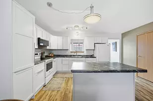 328 30th St N, Moorhead, MN 56560 - Photo 11