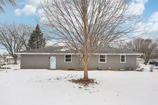20550 Iceland Ave, Lakeville, MN 55044 - Photo 29