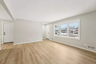 20550 Iceland Ave, Lakeville, MN 55044 - Photo 5