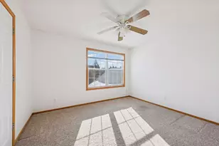 7892 Autumn Ridge Ave, Chanhassen, MN 55317 - Photo 29