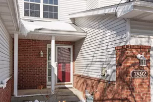 7892 Autumn Ridge Ave, Chanhassen, MN 55317 - Photo 3