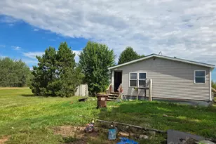 1686 Delta St, Ogilvie, MN 56358 - Photo 5