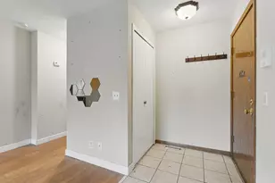 178 Galtier Pl, Shoreview, MN 55126 - Photo 3