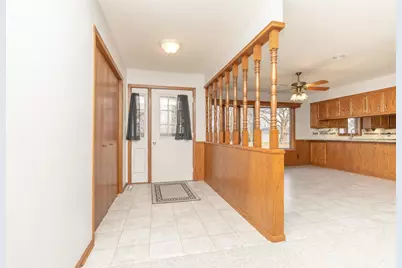 919 Church Street W, Belle Plaine, MN 56011 - Photo 5