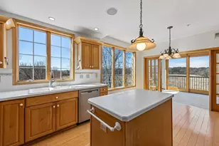 11472 Fairfield Rd W, Minnetonka, MN 55305 - Photo 9