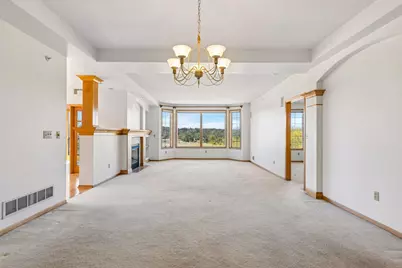 11472 Fairfield Road W #302, Minnetonka, MN 55305 - Photo 5