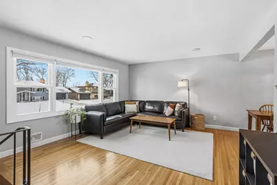 665 Continental Drive, New Brighton, MN 55112 - Photo 9