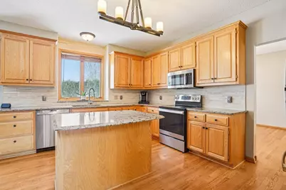 16176 Hawthorn Path, Lakeville, MN 55044 - Photo 11