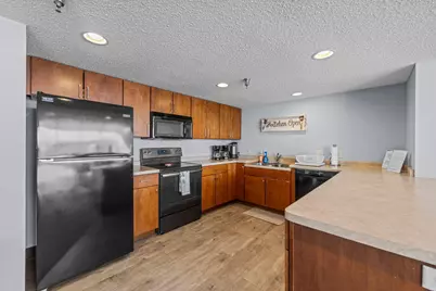 1321 Lake Drive W #216, Chanhassen, MN 55317 - Photo 47