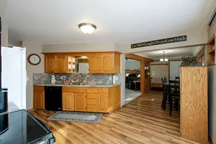 6 5th Ave NE, Hutchinson, MN 55350 - Photo 13