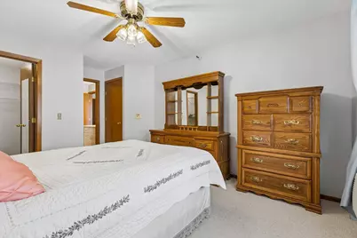 7631 Edinborough Way #5216, Edina, MN 55435 - Photo 17