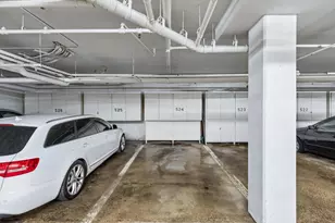 7631 Edinborough Way, Edina, MN 55435 - Photo 27