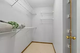 7631 Edinborough Way, Edina, MN 55435 - Photo 19