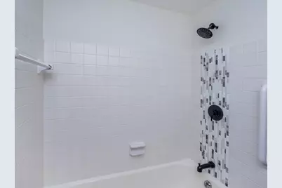 8849 Columbus Avenue S, Bloomington, MN 55420 - Photo 29