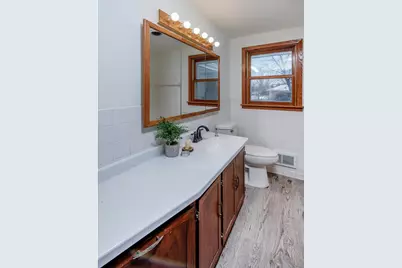 8849 Columbus Avenue S, Bloomington, MN 55420 - Photo 27