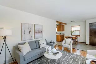 8849 Columbus Ave S, Bloomington, MN 55420 - Photo 9