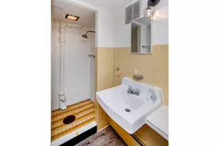 8849 Columbus Ave S, Bloomington, MN 55420 - Photo 35