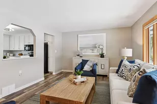 6040 Goldenrod Ln N, Plymouth, MN 55442 - Photo 5