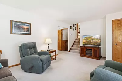 8737 Indahl Avenue S, Cottage Grove, MN 55016 - Photo 9